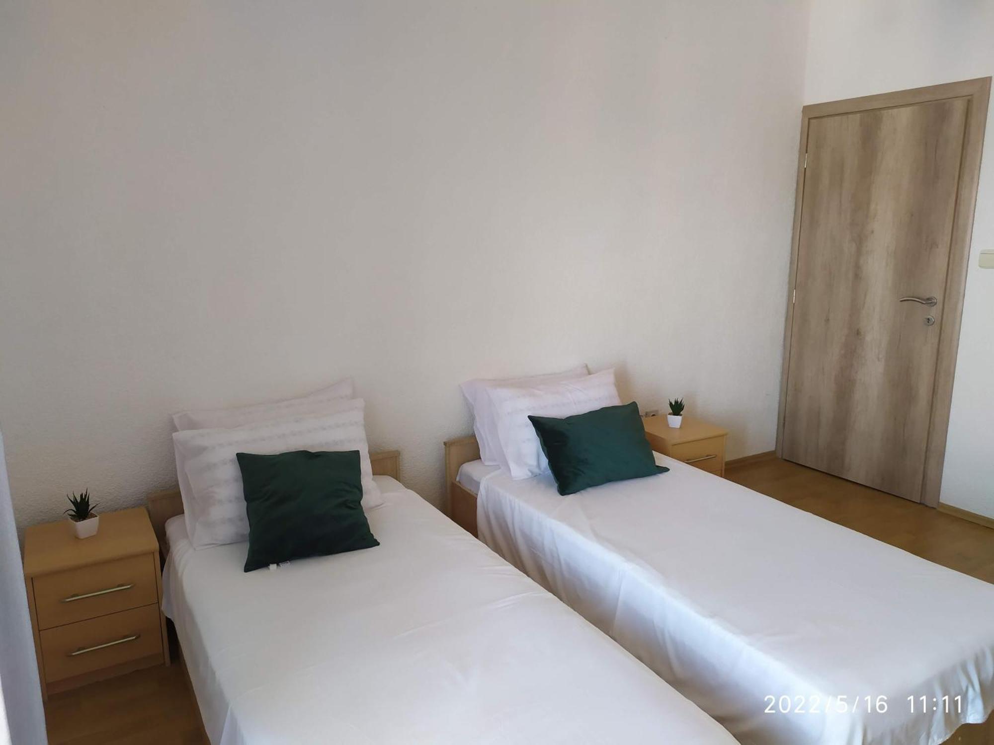 Apartments And Room Suza Senj  Exterior foto